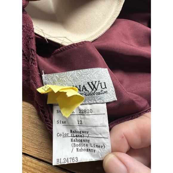 Christina Wu Celebration 22820 Mahogany Lace Bodice Chiffon Gown Size 12 Formal - Picture 6 of 9